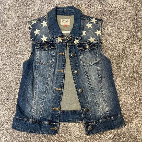 EUC Star Jean Vest - Picture 1 of 3